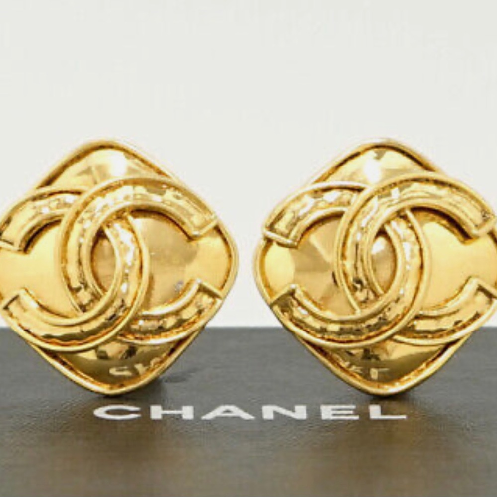 Authentic Chanel rhombus clip on earrings